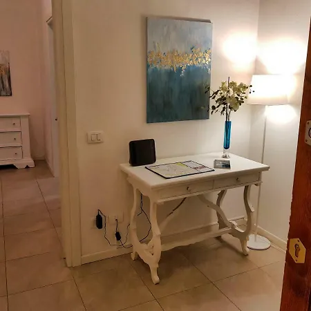 Apartment Deluxe *