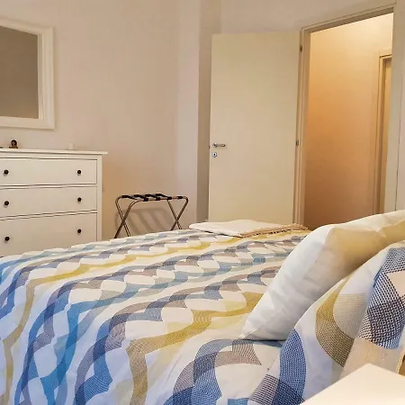 Deluxe Apartment *